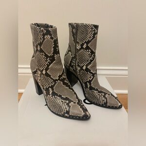 ALDO Loviren Snake Print Zip Up Boots Size 8